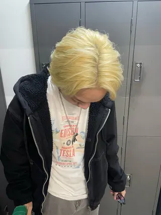 ショート カラー メンズ カットモデル/ ハイトーン/ゆうあのヘアスタイル