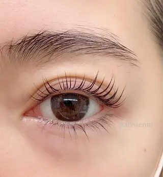 マツエク・マツパ Cheri所属・きし かりんの眉毛・アイブロウイメージ