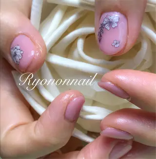 ネイル Ryononnail(リョノンネイル)所属・Ryononnail 上谷典子のネイルデザイン