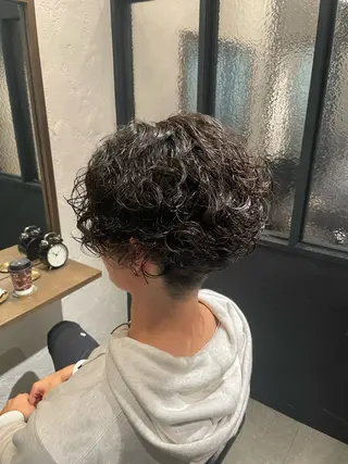 パーマ メンズ 井上 飛鳥のヘアスタイル