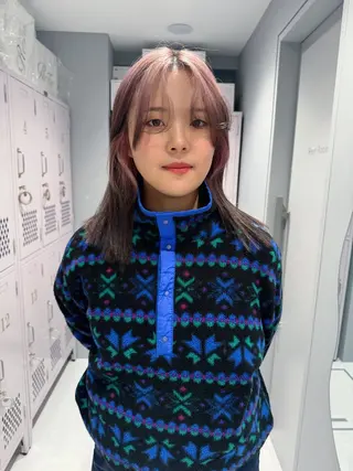 カラー 艶 ケアブリーチ 🎀🩵RISAのヘアスタイル