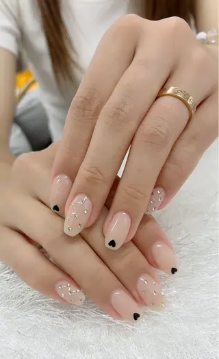 ネイル 佐藤 依娜のネイルデザイン