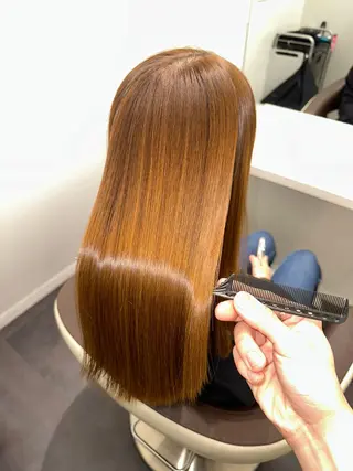 セミロング Wisteria所属・美髪特化✨ 伊織✨縮毛矯正✨のヘアスタイル