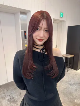 カラー ALBUM 新宿店所属・上田 涼香のヘアスタイル