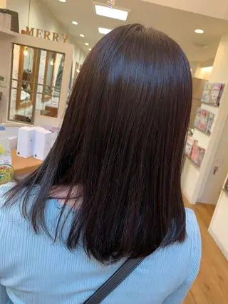 ミディアム カラー march merryのヘアスタイル