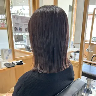 ミディアム FERIA かりんのヘアスタイル