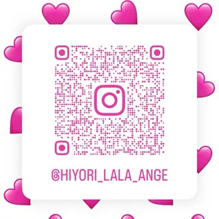 ネイル 🩷Hiyori 🩷のネイルデザイン