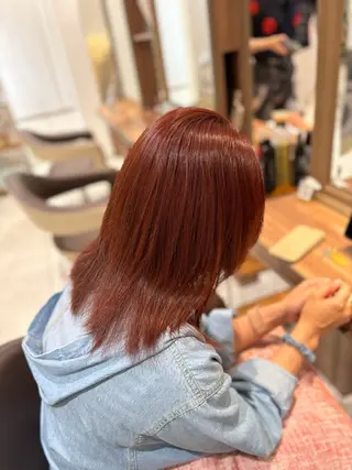 ミディアム カラー ツヤ髪縮毛矯正💫/ ハイトーン/あゆみのヘアスタイル