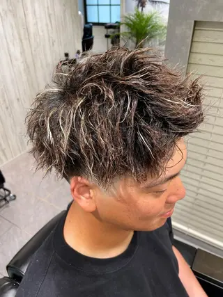 メンズ HAIR&GROOMING YOSHIZAWA Inc.BANDAI所属・みよし まさとのヘアスタイル