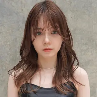 ロング カラー センターパート/ 暖色カラーayuのヘアスタイル