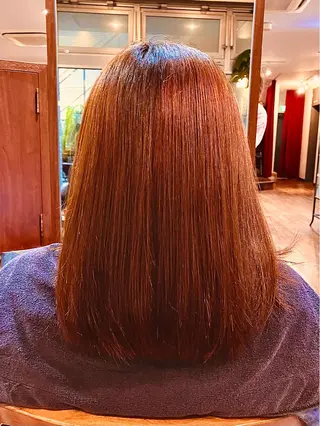 ミディアム カラー Doluce所属・岡宮 友紀子のヘアスタイル