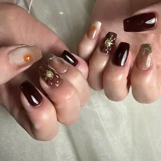 ネイル repos~ルポ~所属・里見 麗のネイルデザイン