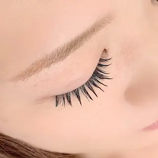 マツエク・マツパ 【eye.C代表】 山田佳菜のマツエク・マツパデザイン