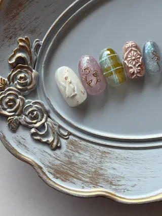 ネイル FIORITURA Maikoのネイルデザイン