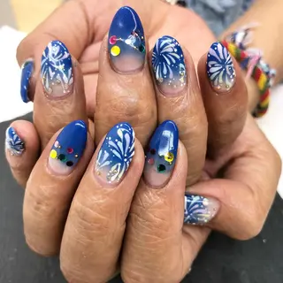 ネイル esNail&eye イーズネイル＆アイのネイルデザイン