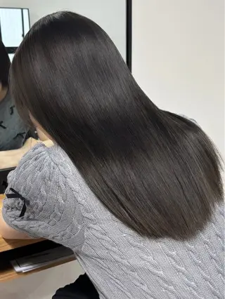 ロング SUZU/岡山/矯正 ブリーチ/レイヤーのヘアスタイル