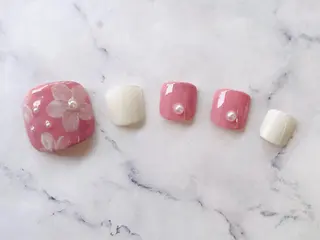 ネイル AYA Reginaのネイルデザイン