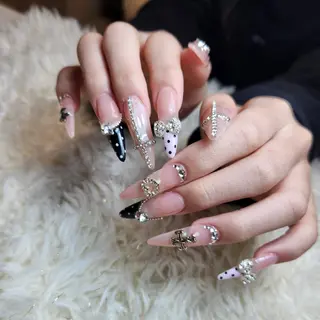 ネイル ☺︎山部 志麻☺︎のネイルデザイン