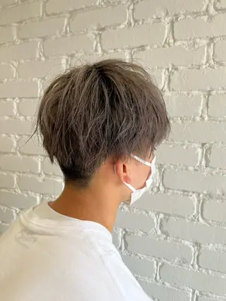 カラー vancouncil春日井所属・山岡 春のヘアスタイル