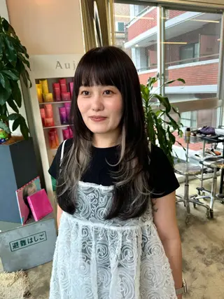 ロング 《2月クーポン記 載中》小森祐希のヘアスタイル