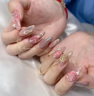 ネイル ネイルサロン 9Carats神田のネイルデザイン