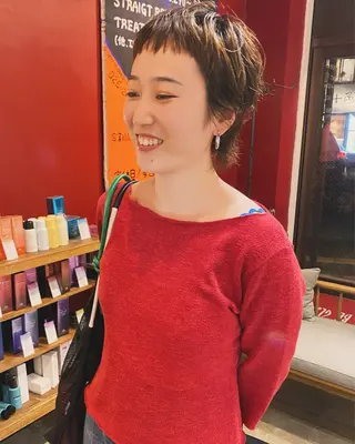 ショート 小日向 沙織のヘアスタイル