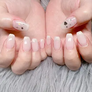 ネイル 個室ネイルサロンDolly  Girl〜ドーリーガール〜所属・DollyGirl KYOKOのネイルデザイン