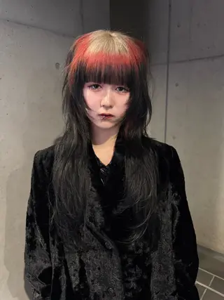 ロング カラー だいち/ハイトーン/ デザインカラーのヘアスタイル