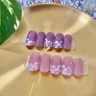 ネイル Hana_ Rieのネイルデザイン