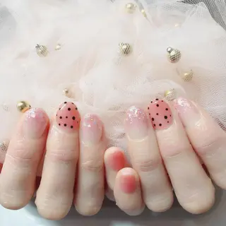 ネイル マジックミラー所属・マジック ミラーのネイルデザイン