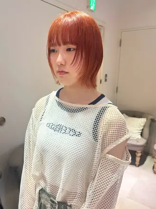 ミディアム カラー 齋藤 咲のヘアスタイル