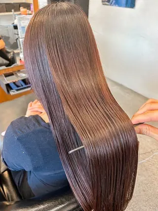 ロング カラー 吉田 莉乃のヘアスタイル