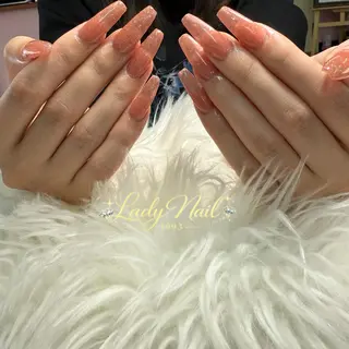 ネイル Lady Nails 1993所属・タナカ フォンのネイルデザイン