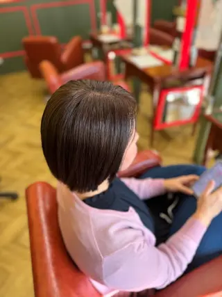 ショート カラー cureK所属・米倉 麻衣のヘアスタイル