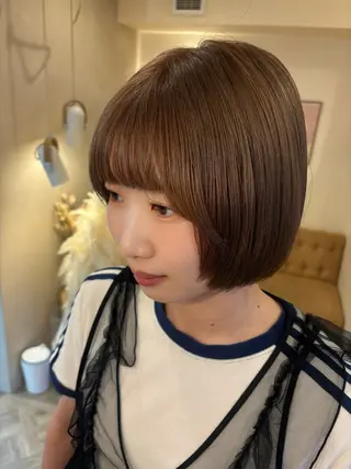 ショート カラー ミルクティ/ピンク/ レイヤー/yuriaのヘアスタイル