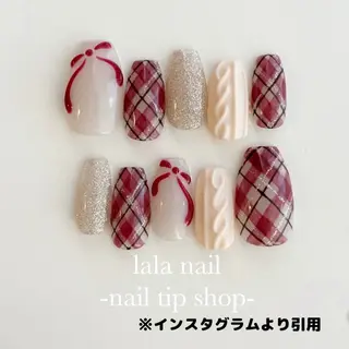 ネイル MAXKELLY EMIのネイルデザイン