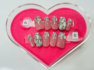 ネイル ユリシスネイル 担当近藤のネイルデザイン