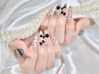 ネイル WISTERIA yunaのネイルデザイン