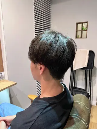 ショート ツキダテ ユイのヘアスタイル