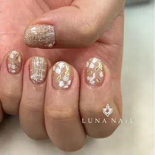 ネイル アトリエ　ミモザ所属・いまむら あかりのネイルデザイン