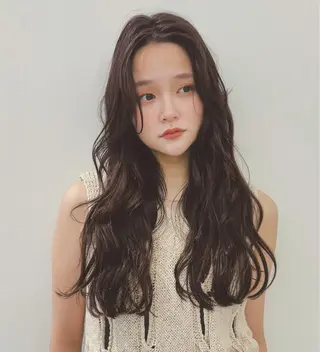 ロング パーマ トリコヘアサロン 新井千智のヘアスタイル