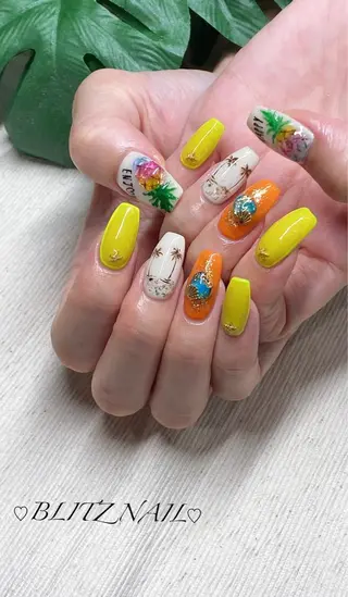 ネイル BLITZ Nail 岩田💅🏻✨のネイルデザイン