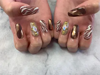 ネイル ネイルリボン 受付スタッフのネイルデザイン