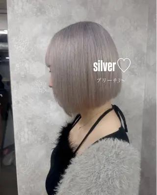 ミディアム ミルクティー/透明感 カラー🎀YURIAのヘアスタイル