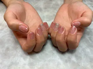 ネイル H. Hinaのネイルデザイン