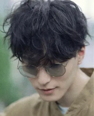 パーマ メンズ 赤木蓮/メンズ特化 パーマ/ハイトーンのヘアスタイル