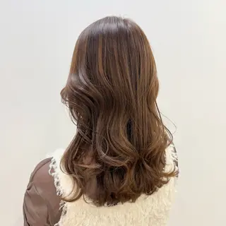 セミロング カラー ヘアアレンジ キヨミ 韓国レイヤーカットのヘアスタイル