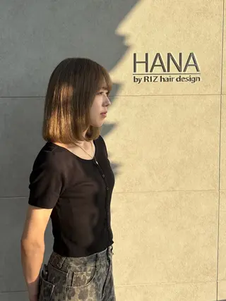 ミディアム 滑川 吏音のヘアスタイル