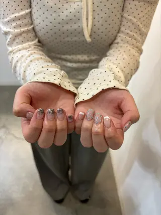 ネイル whitepaper 🎀airiのネイルデザイン