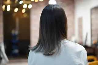 セミロング カラー 神野 洸都のヘアスタイル